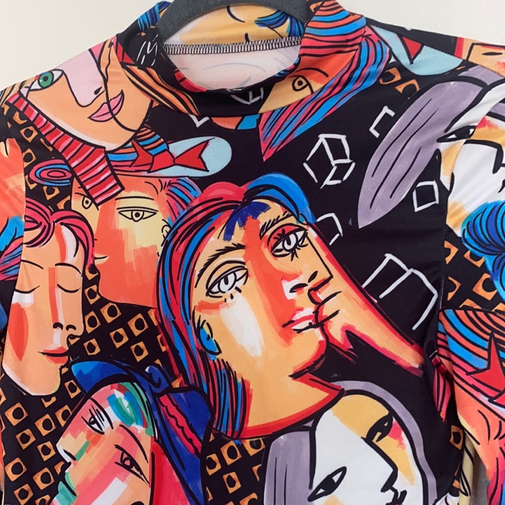 Abstract Art Top fun Amazon Find